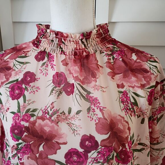 Torrid Smocked Mock Neck Long Sleeve Chiffon Floral Blouse 2X - Picture 2 of 8